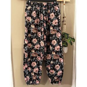 Women's Urban Outfitters Floral Jogger Pants Size Small Multicolor Casual